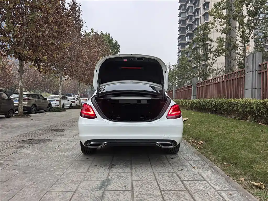 Mercedes-Benz C-Class 2021 C 200 L Fashion Edition фото 28