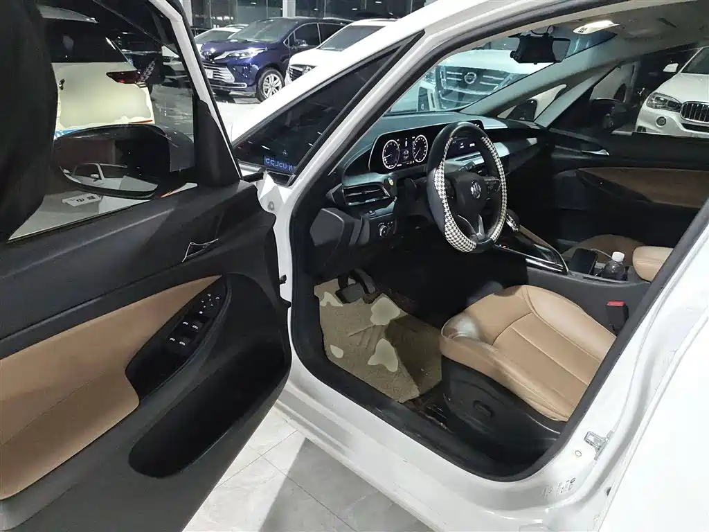 Buick GL6 2021 323T Mild Hybrid Connected Luxury фото 16