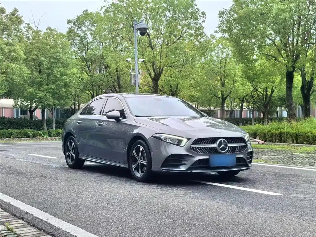 Mercedes-Benz A-Class 2022 Facelift II A 200 L Sport Sedan Fashion фото 11