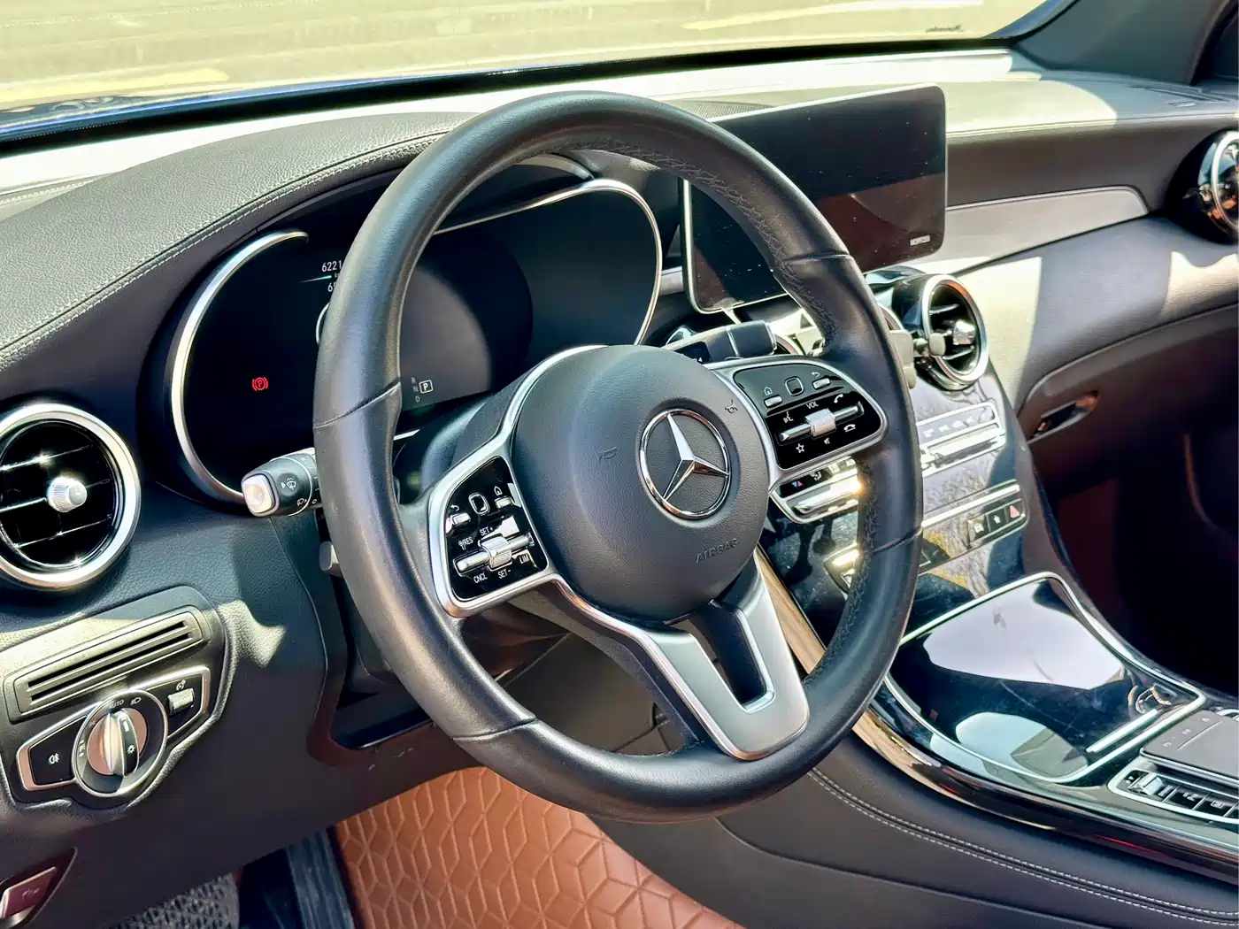 Mercedes-Benz GLC Coupe 2020 GLC 260 4MATIC Coupe SUV фото 12