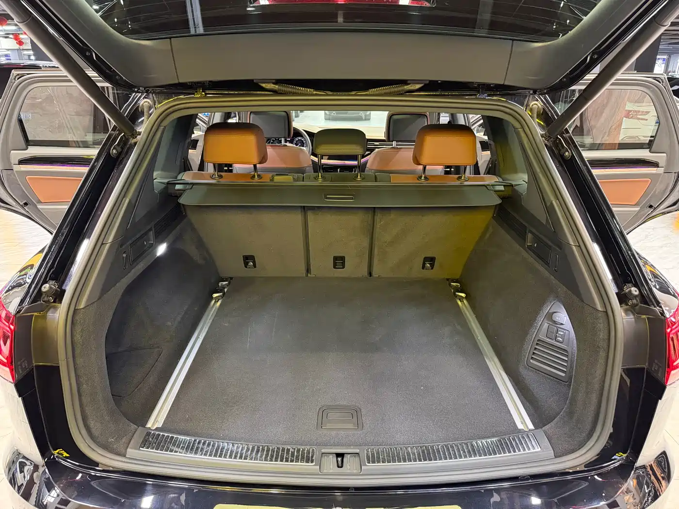 Volkswagen Touareg 2019 3.0TSI Sharp Wisdom Edition China V фото 9
