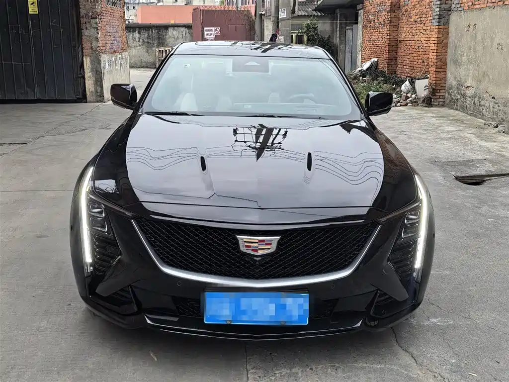 Cadillac CT5 2025 Model 28T Track Performance Edition фото 2