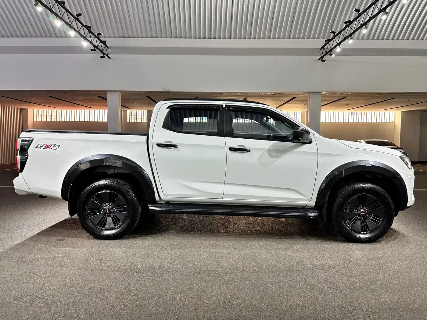2023 Isuzu D-MAX