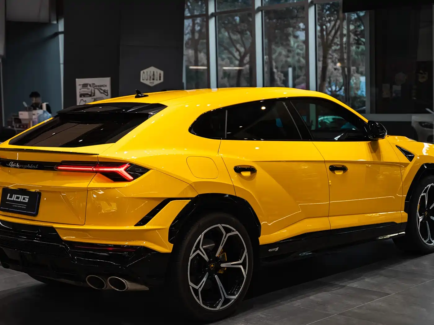 Lamborghini Urus 2023 4.0T V8 S фото 15