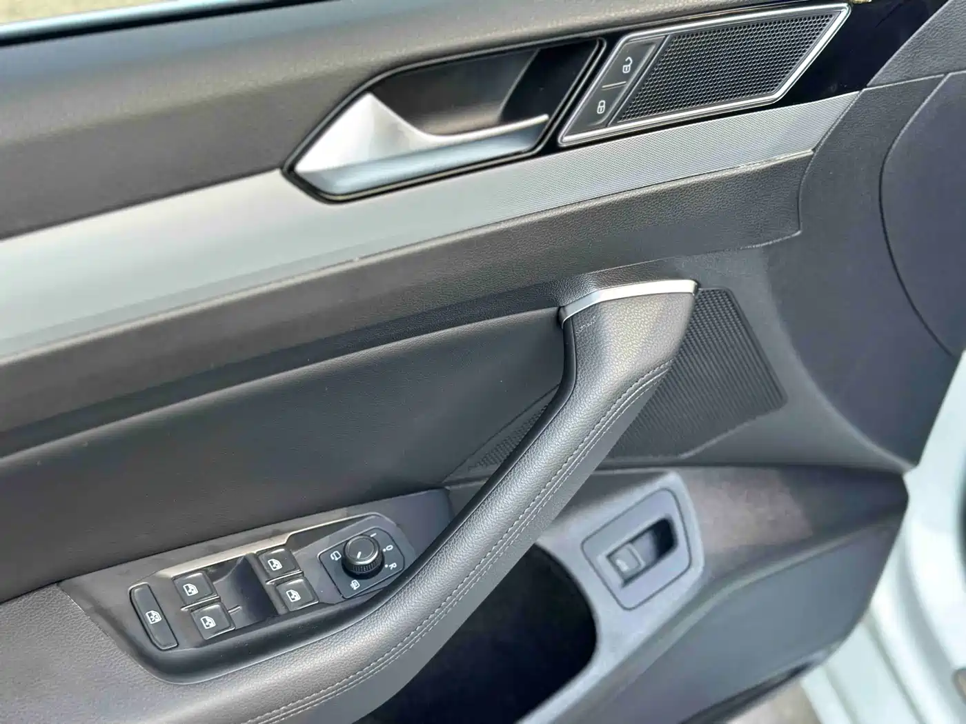 Volkswagen Weilan 2018 380TSI 2WD Comfort Edition фото 19