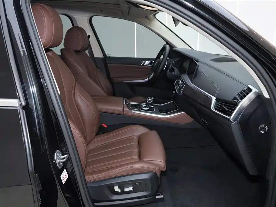 BMW X5 (Import) 2020 xDrive30i X Design Package фото 19