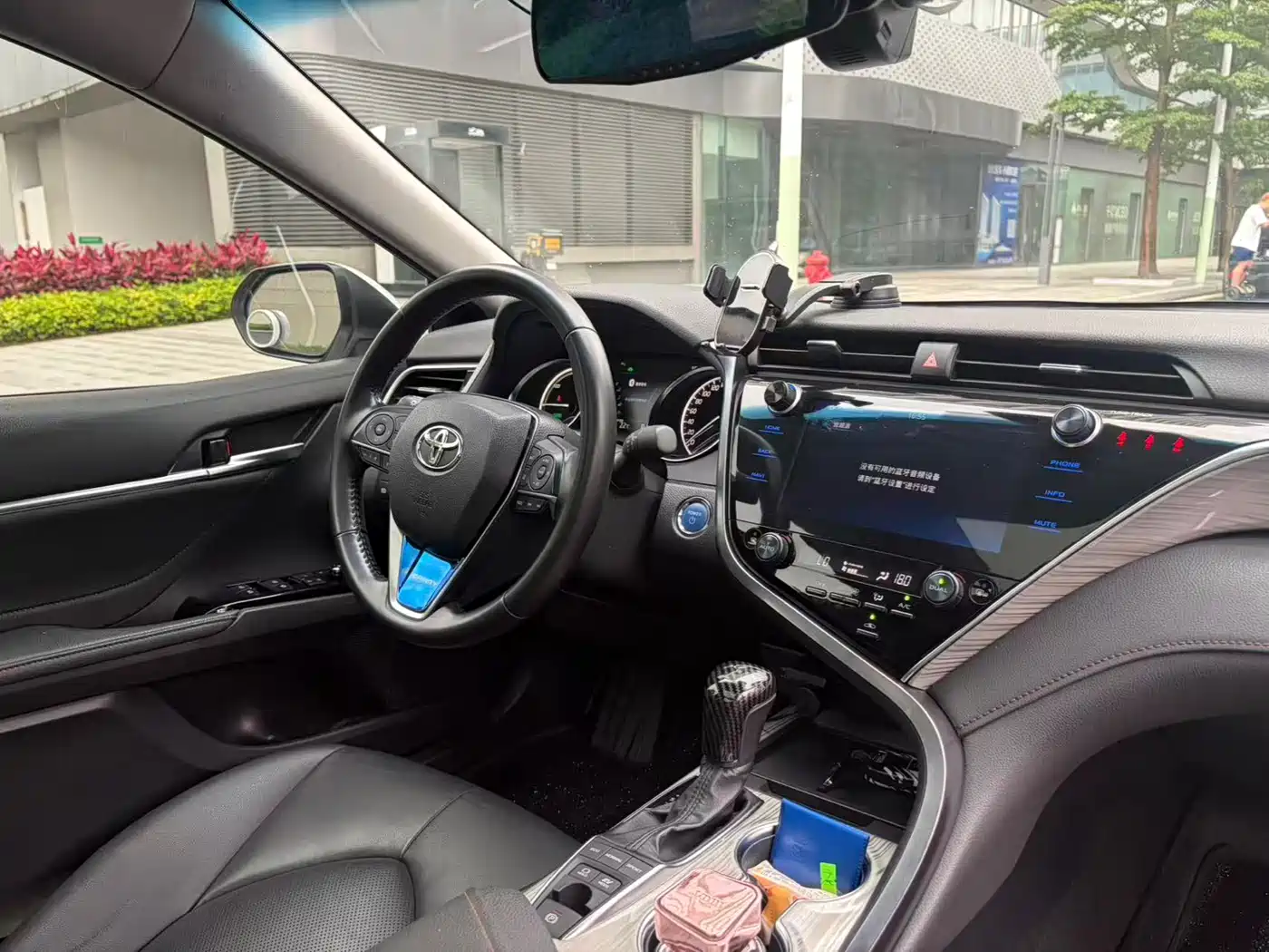 Toyota Camry 2019 Hybrid 2.5HG Luxury Edition China V фото 10