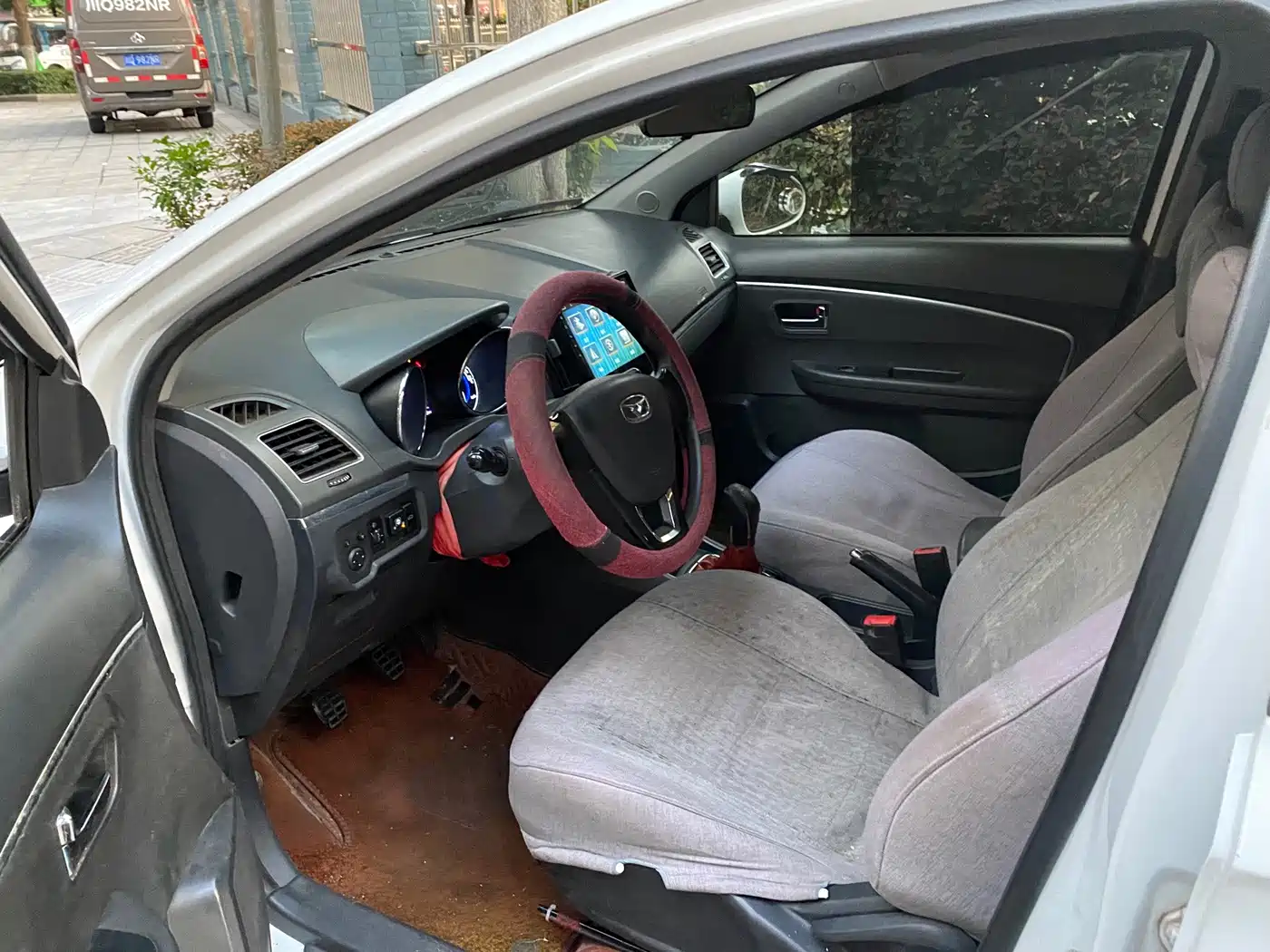 Cowin Kaiyi E3 2019 2018 1.6L Manual CNG Bi-fuel Edition