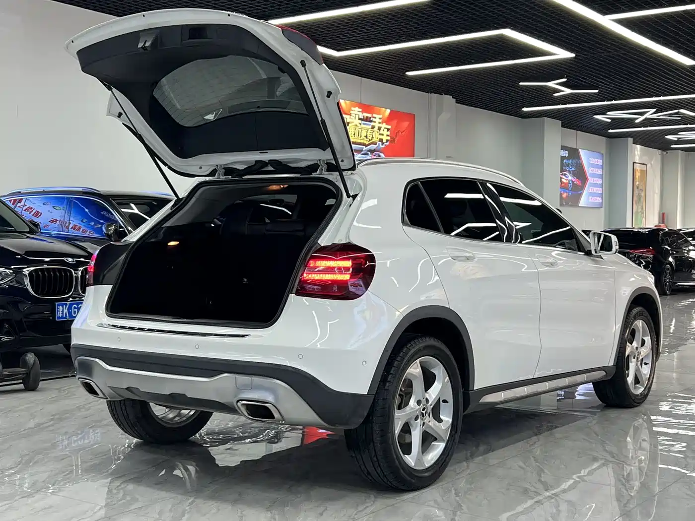 Mercedes-Benz GLA 2018 GLA 200 Dynamic фото 6