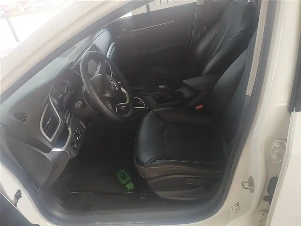 Buick Excelle 2019 18T Auto Connected Elite China VI фото 15