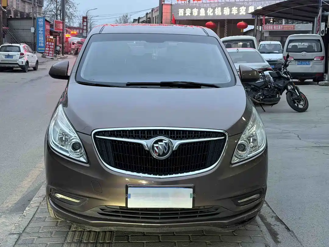 Buick GL8 2018 28T Luxury Model China VI фото 2