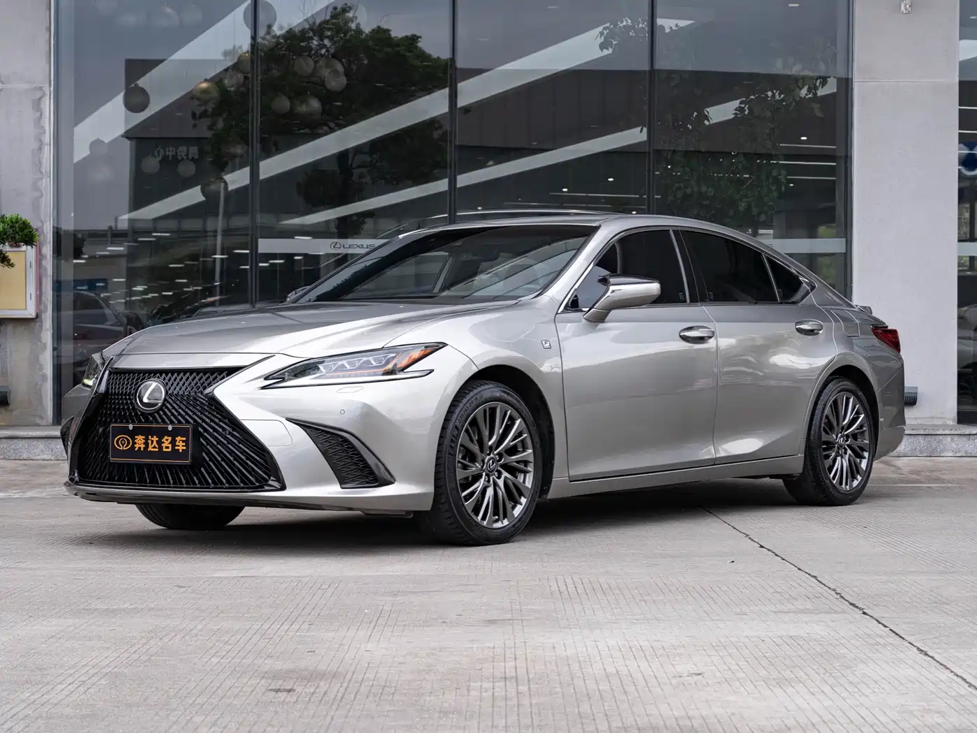 Lexus ES 2018 260 F SPORT (China V)