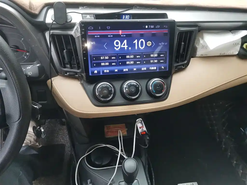 Toyota RAV4 Rongfang 2019 2.0L CVT 2WD Urban Edition China VI фото 6