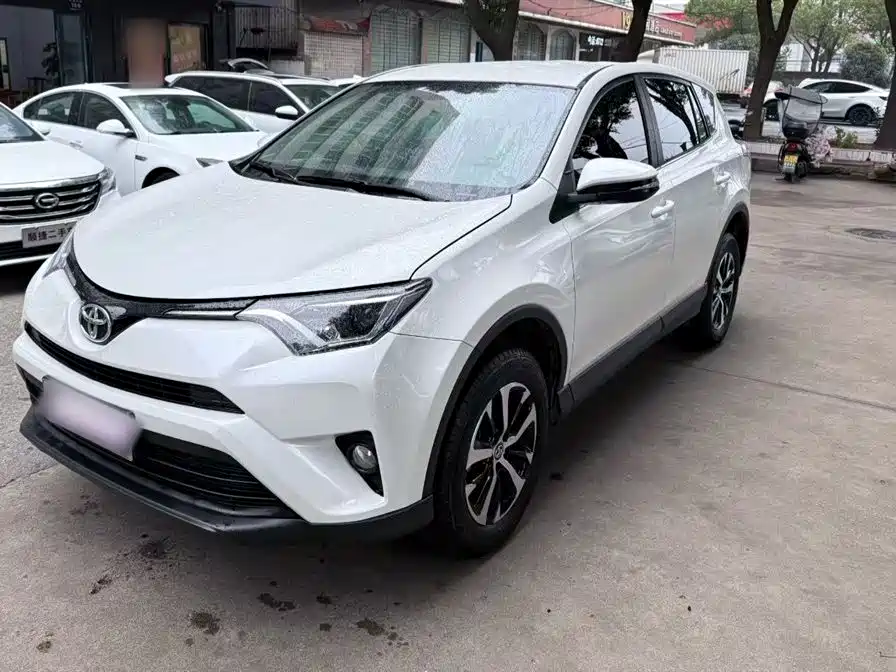 Toyota RAV4 Rongfang 2019 2.0L CVT 2WD Urban Edition China VI фото 2