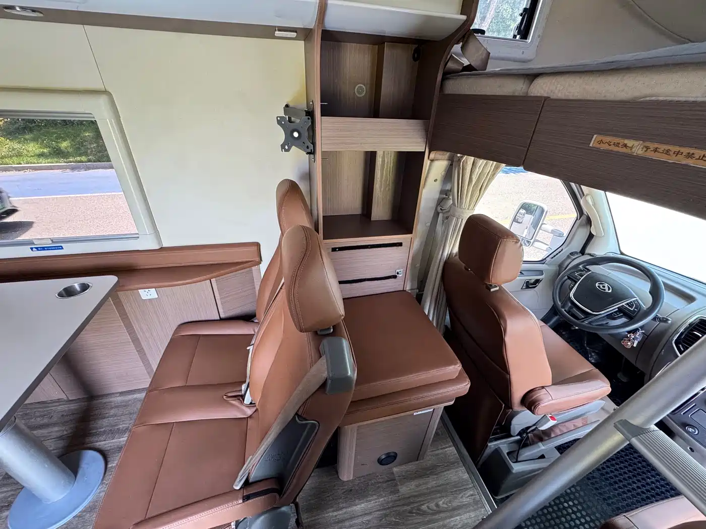 SAIC Maxus V80 RV 2021 2.0T Life Home V80 RV Horizontal Bed фото 14
