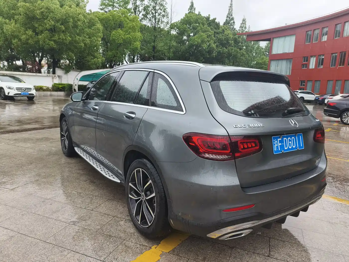 Mercedes-Benz GLC 2021 GLC 300 L 4MATIC Sporty фото 6