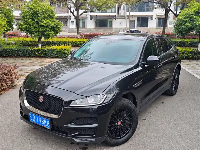 JAGUAR F PACE