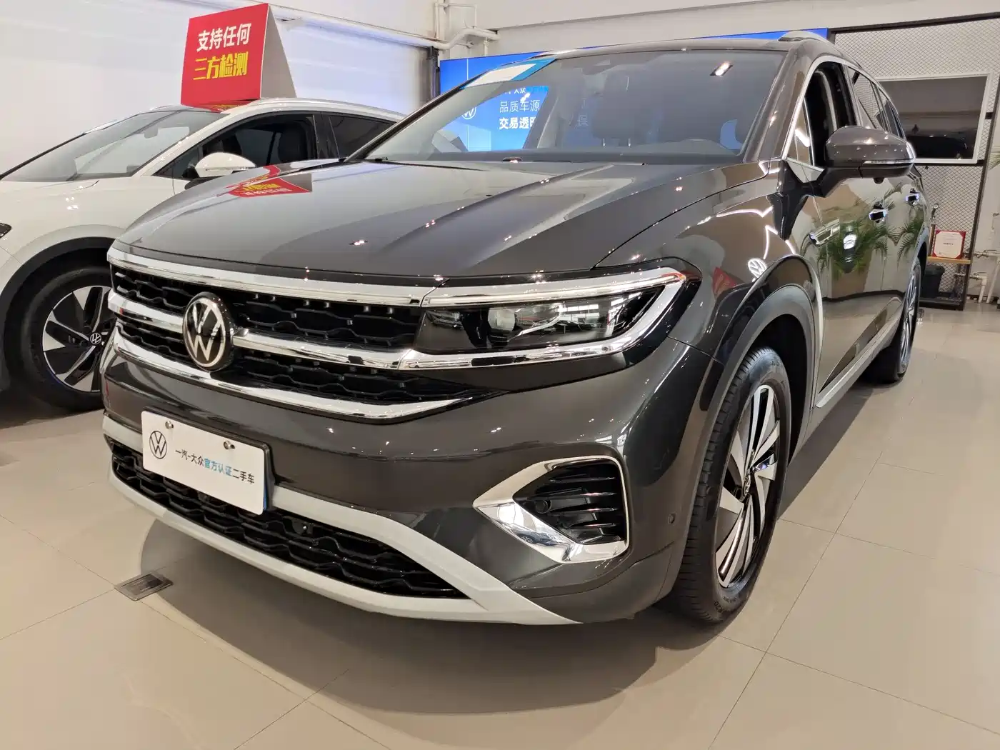 Volkswagen Talagon 2022 380TSI 4WD Luxury Premium Pro Edition 6-seater