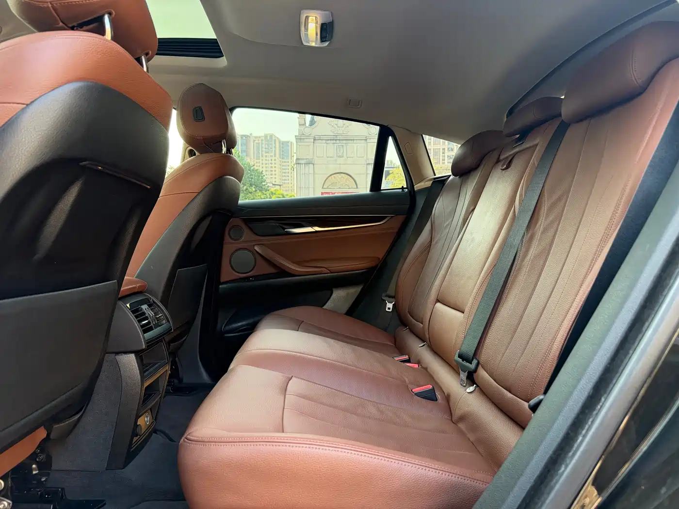 BMW X6 2015 xDrive35i Luxury Model фото 6