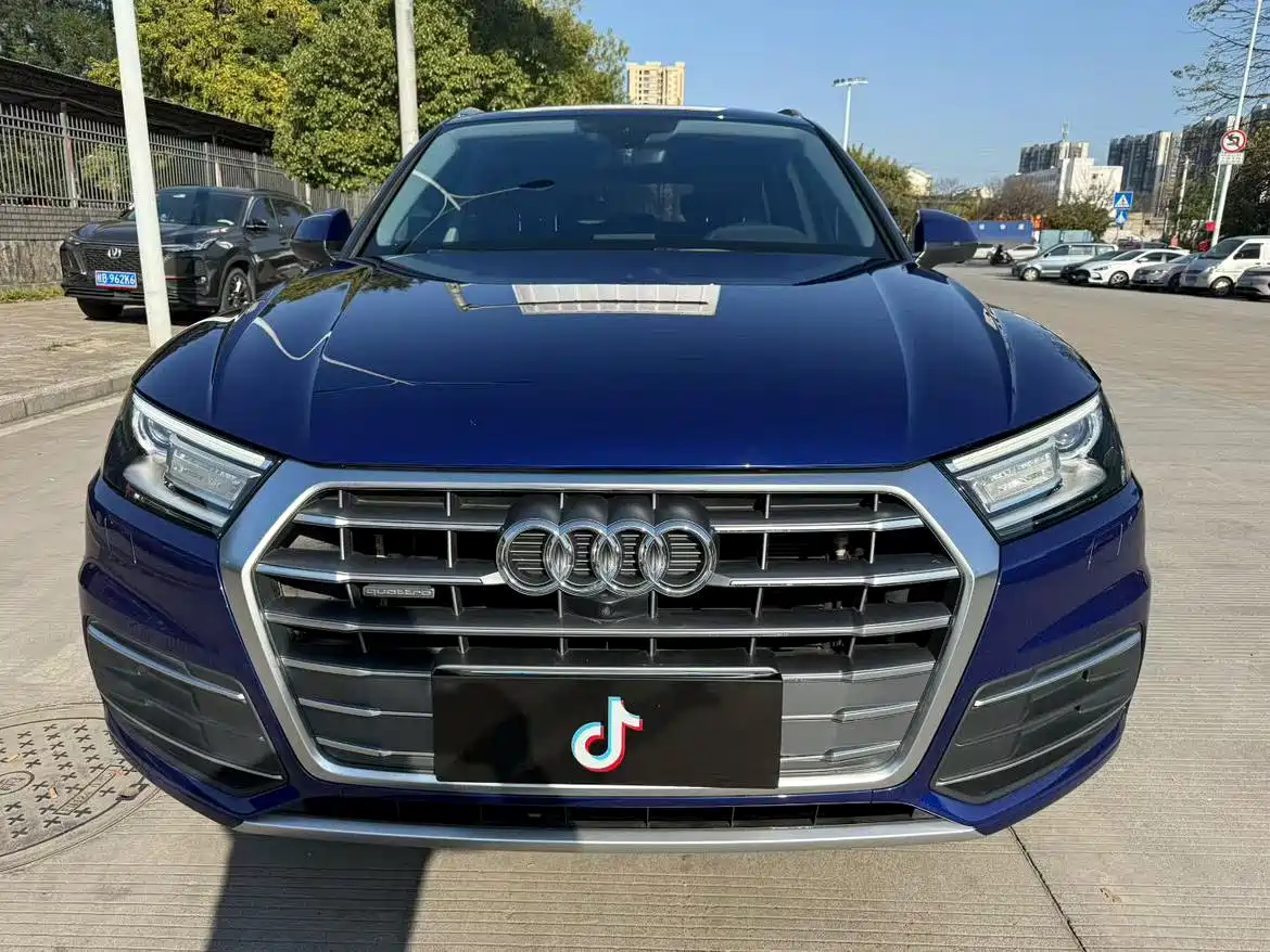 Audi Q5L 2018 40 TFSI Prestige Progressive (China V) фото 2