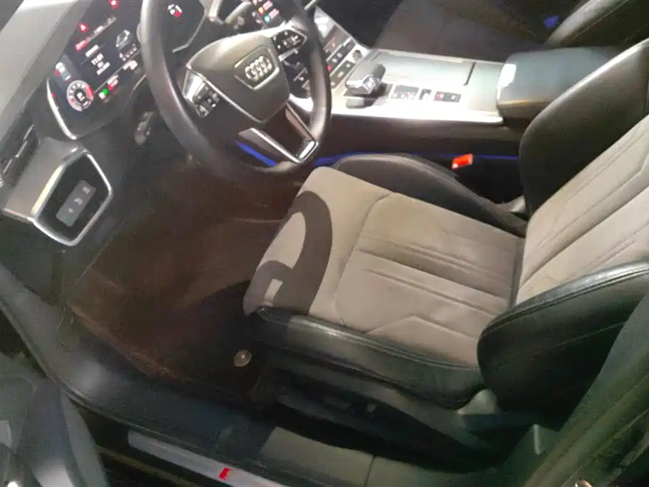 Audi A6L 2022 45 TFSI quattro Premium Dynamic фото 9