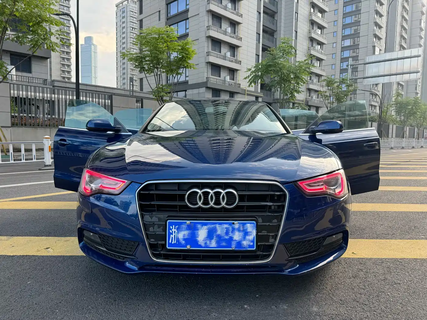 Audi A5 (Import) 2012 2.0TFSI Sportback фото 9