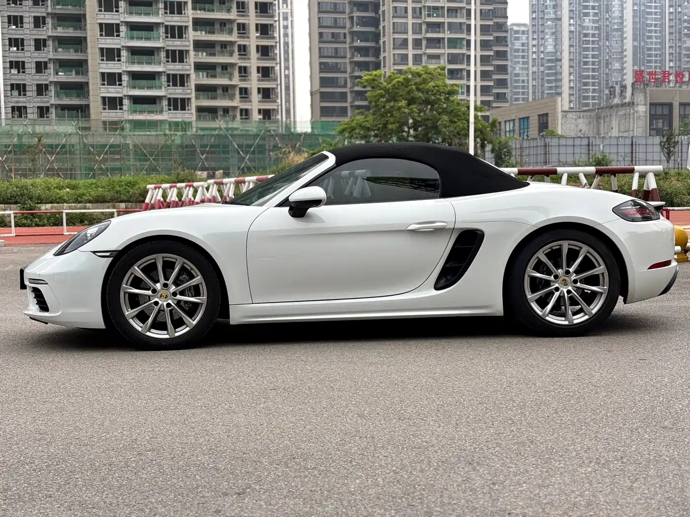 Porsche 718 2018 Boxster 2.0T фото 10