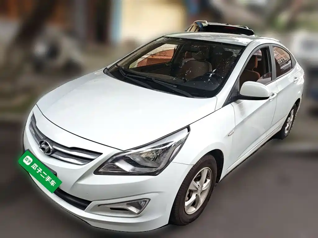 Hyundai Verna 2014 1.4L Automatic Smart GLS фото 2