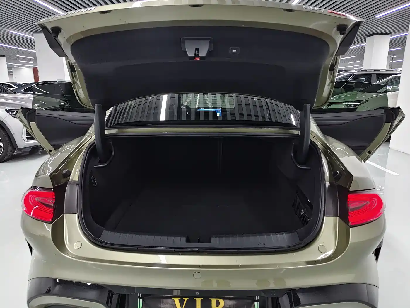 XIAOMI CAR XIAOMI SU7