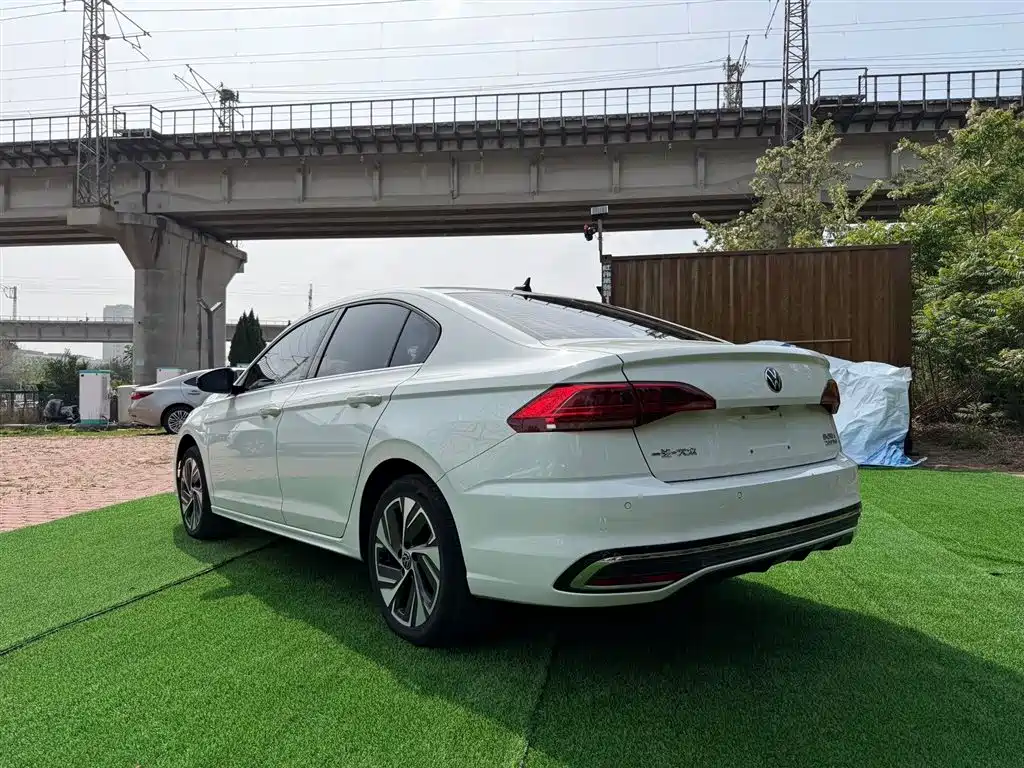 Volkswagen Bora 2023 200TSI DSG Yuexing PRO Edition фото 4
