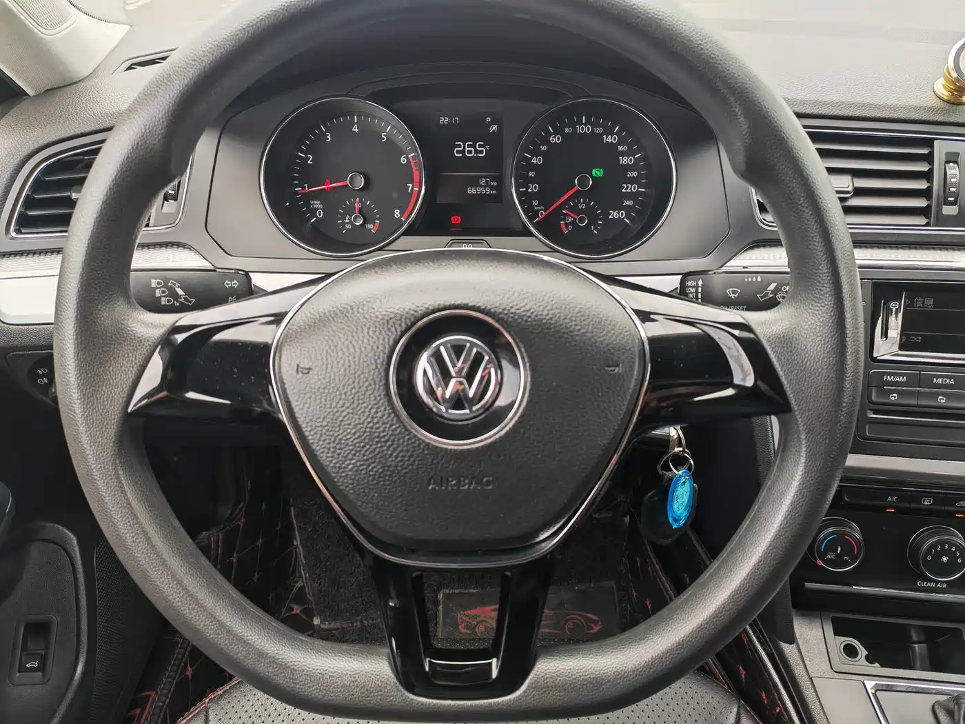 Volkswagen Lamando 2018 230TSI DSG Trend Edition фото 11