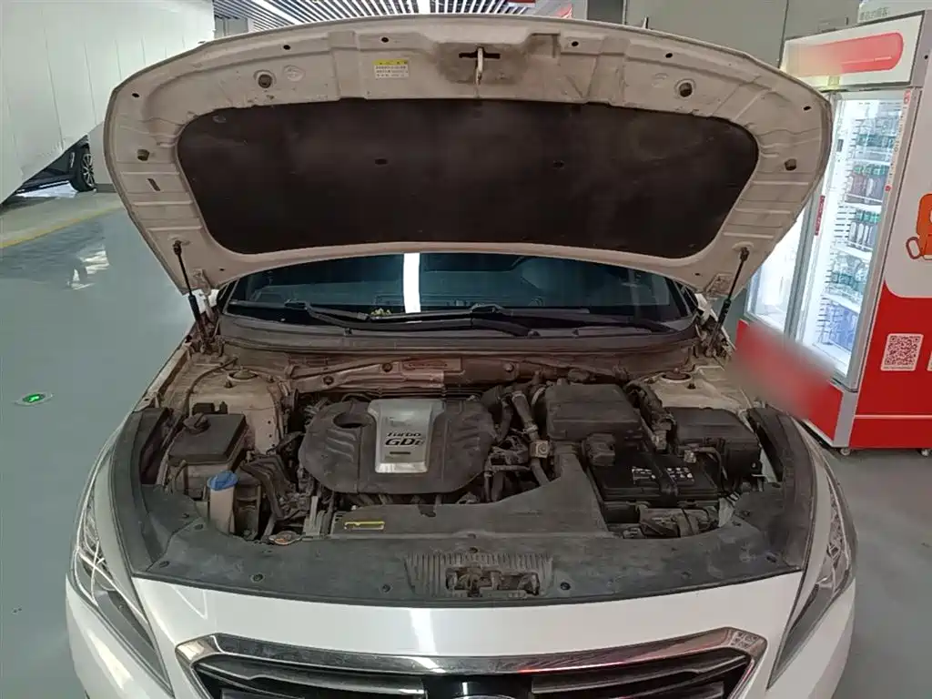 Hyundai Sonata 2015 1.6T GLS Smart фото 20