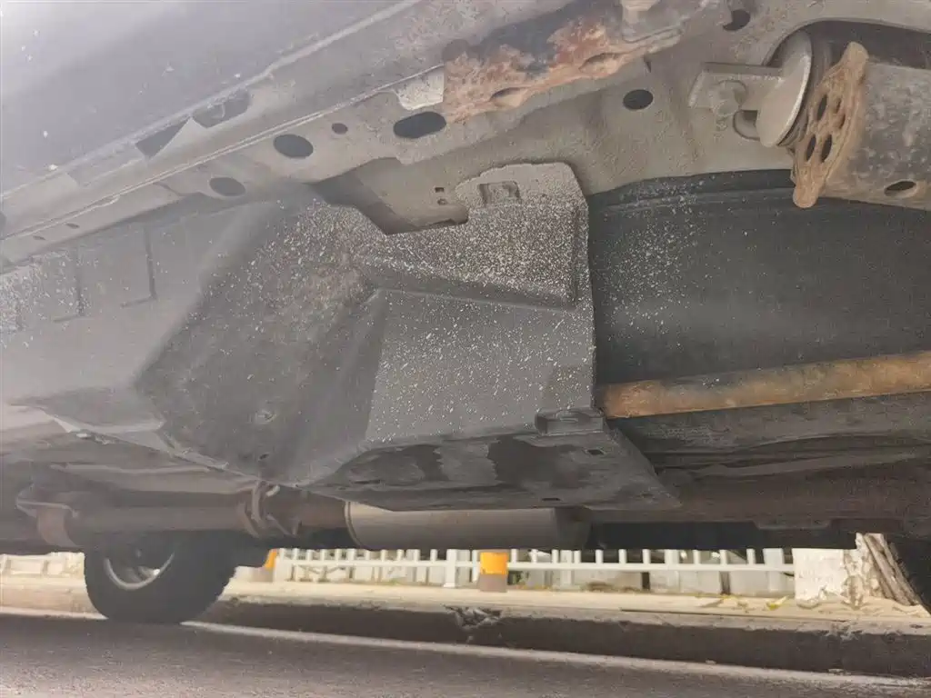 Haval M6 2021 PLUS 1.5T DCT Luxury Smart Connect фото 20