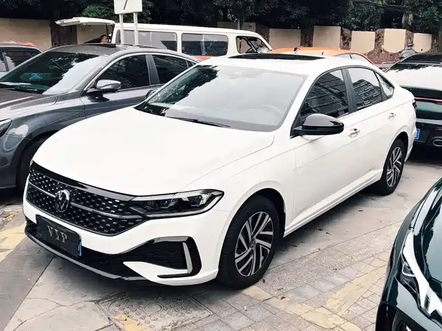 Volkswagen Lavida 300TSI DSG, Star Sky Full Ease