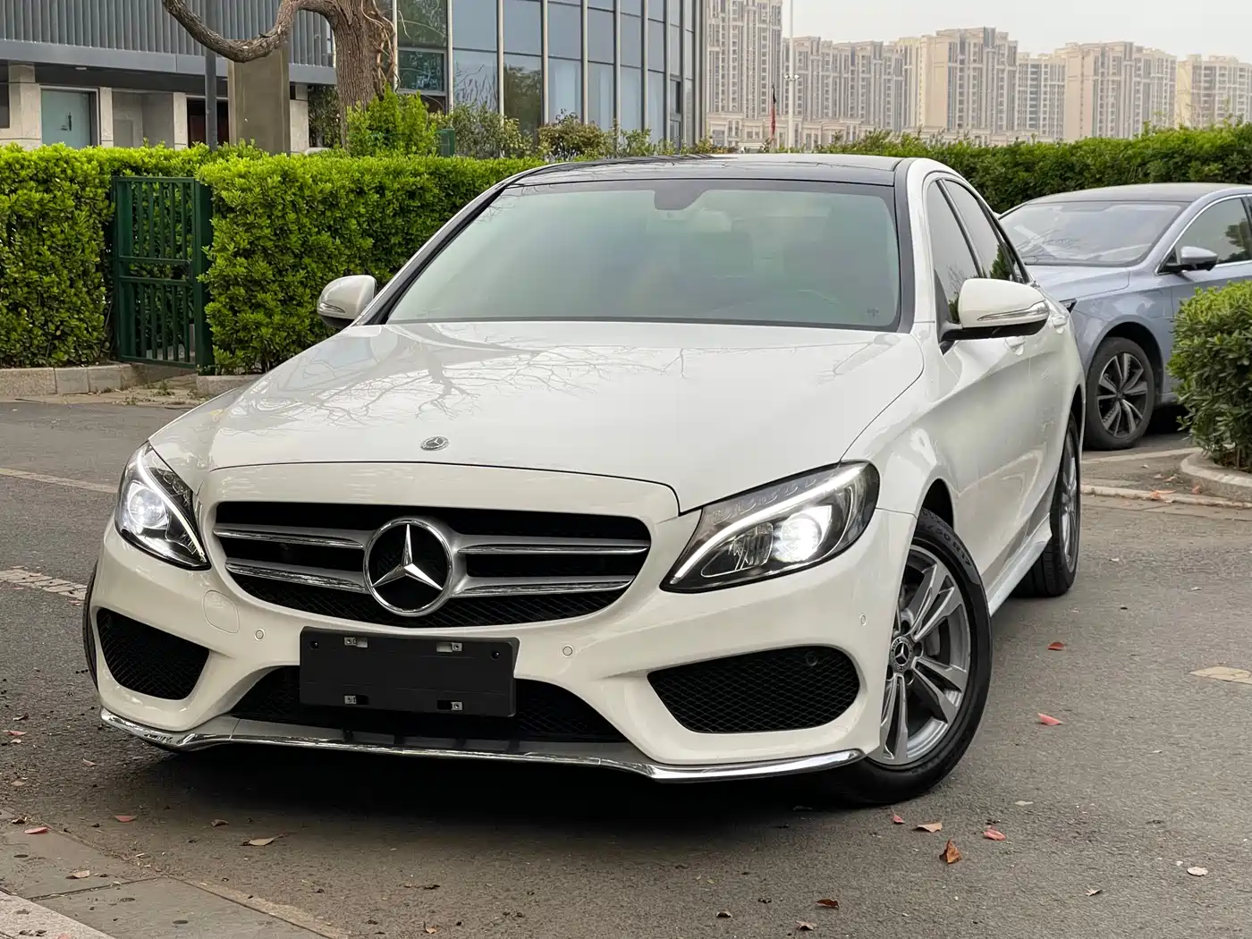 Mercedes-Benz C-Class 2015 Facelift C 200 L Sport фото 2