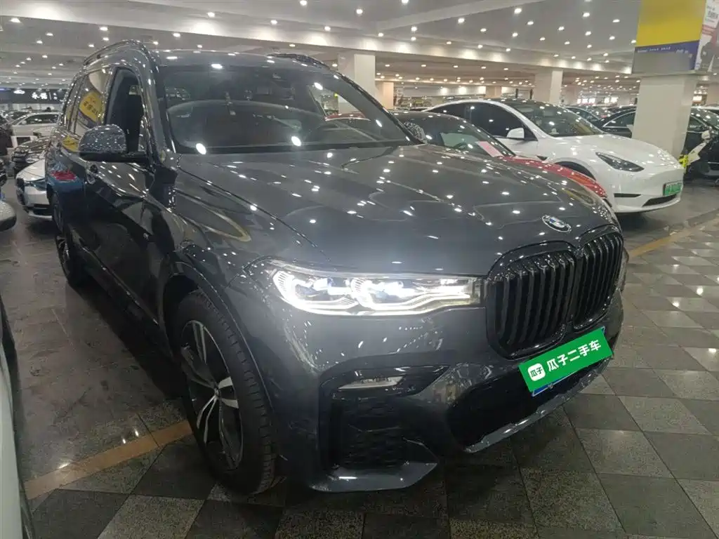 BMW X7 2022 xDrive40i Exclusive M Sport Package фото 4