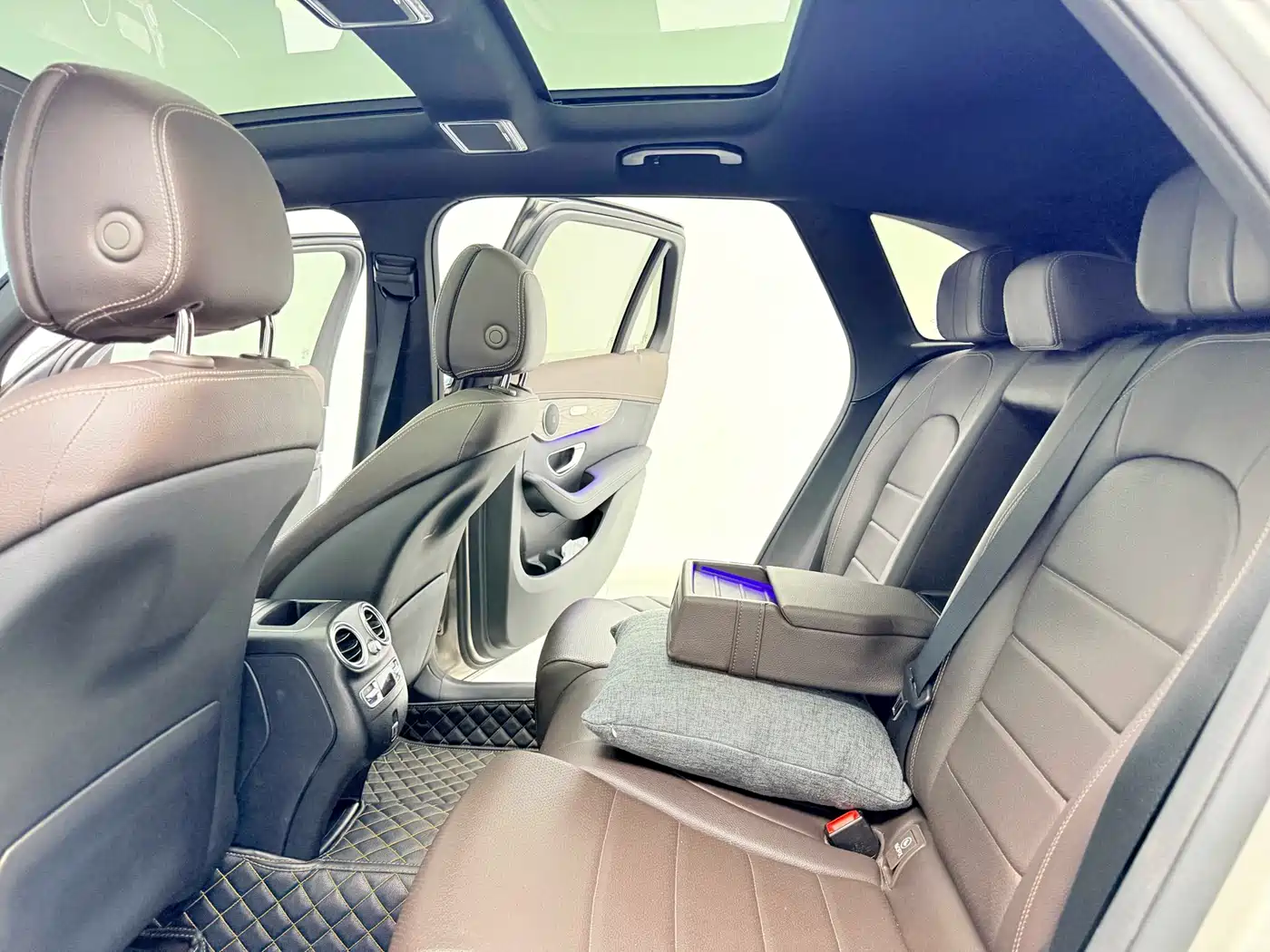 Mercedes-Benz GLC 2022 Facelift GLC 300 L 4MATIC Dynamic фото 9
