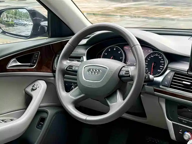Audi A6L 2014 30 FSI Comfort фото 17