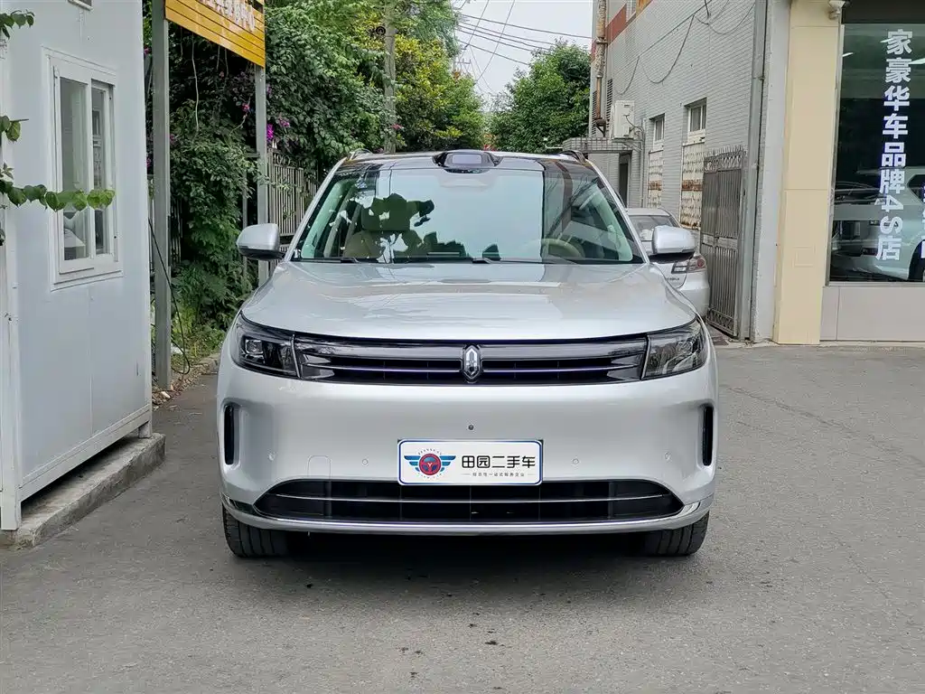 AITO Wenjie AITO M7 2024 1.5T Smart Drive 4WD Ultra 5-seater фото 2