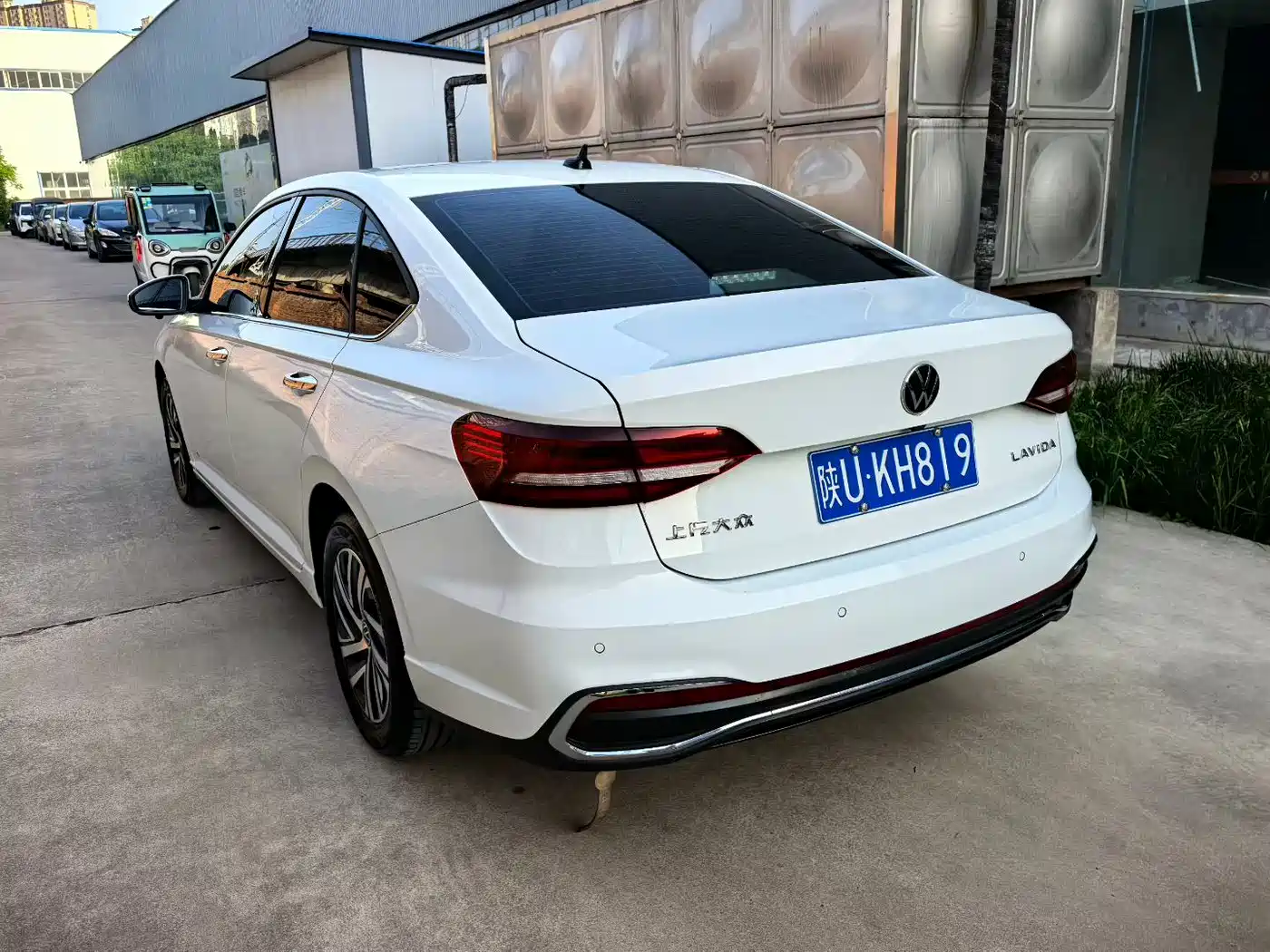 Volkswagen Lavida 2023 1.5L Auto Five Million Edition фото 6