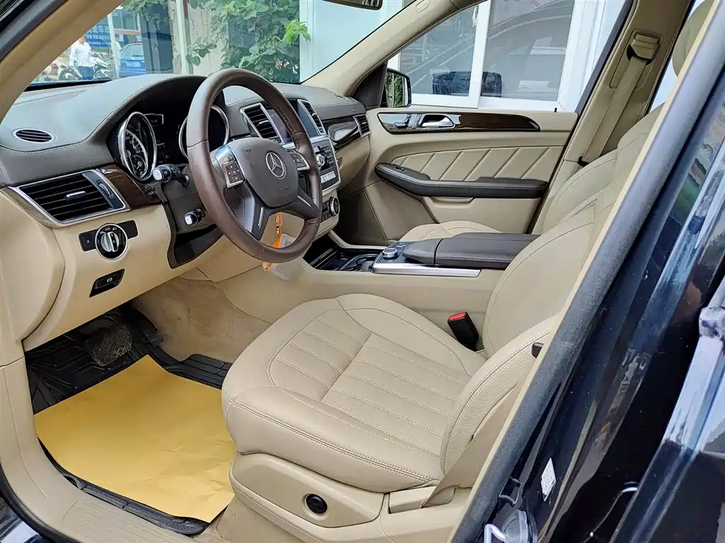 Mercedes-Benz GL-Class 2014 GL 350 CDI 4MATIC фото 7