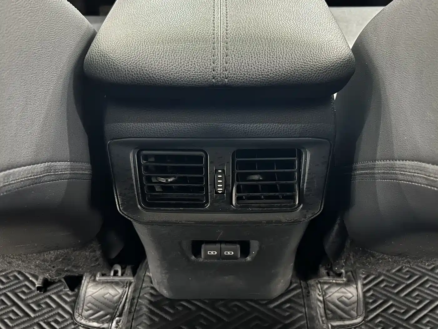 Toyota RAV4 Rongfang 2021 2.0L CVT 4WD Trend PLUS фото 15