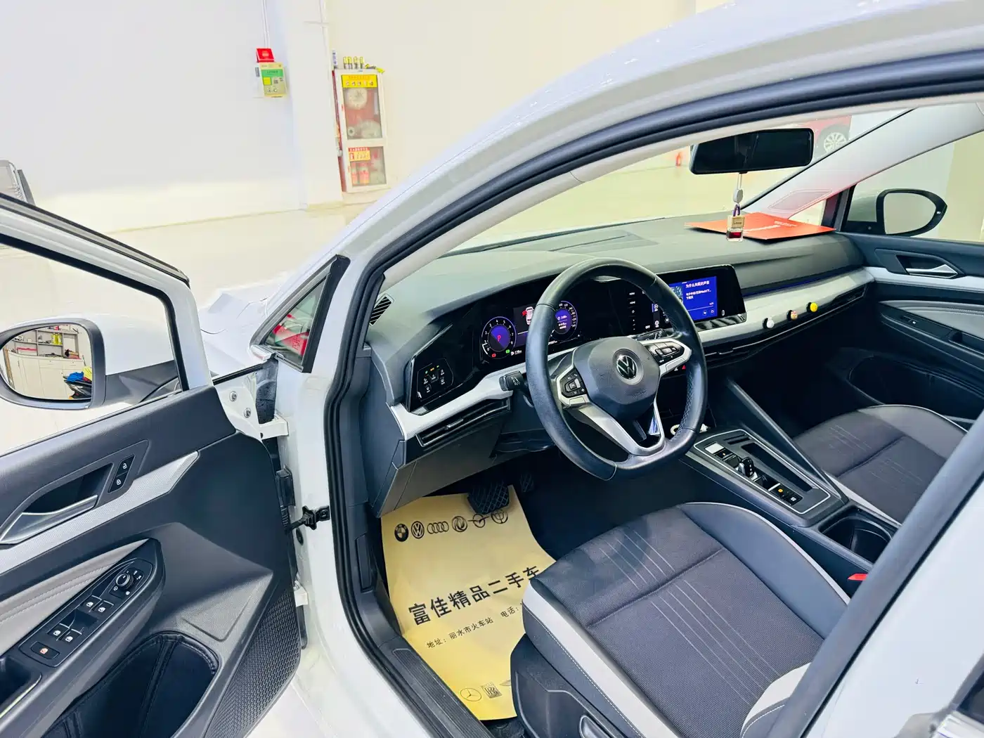 Volkswagen Golf 2021 280TSI DSG Pro фото 6