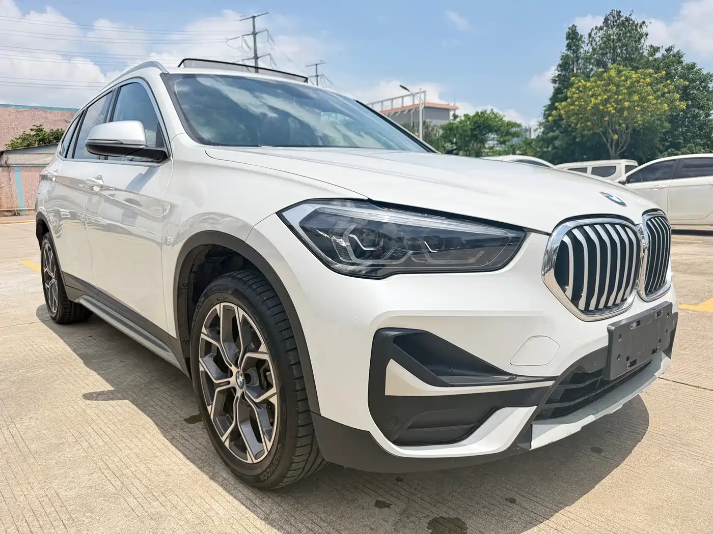 BMW X1 2022 sDrive20Li Premium фото 3