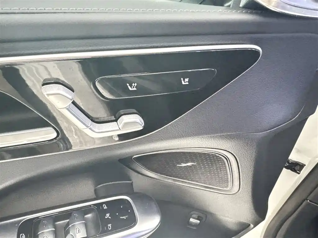 Mercedes-Benz C-Class 2025 Facelift C 260 L Sport Edition фото 11