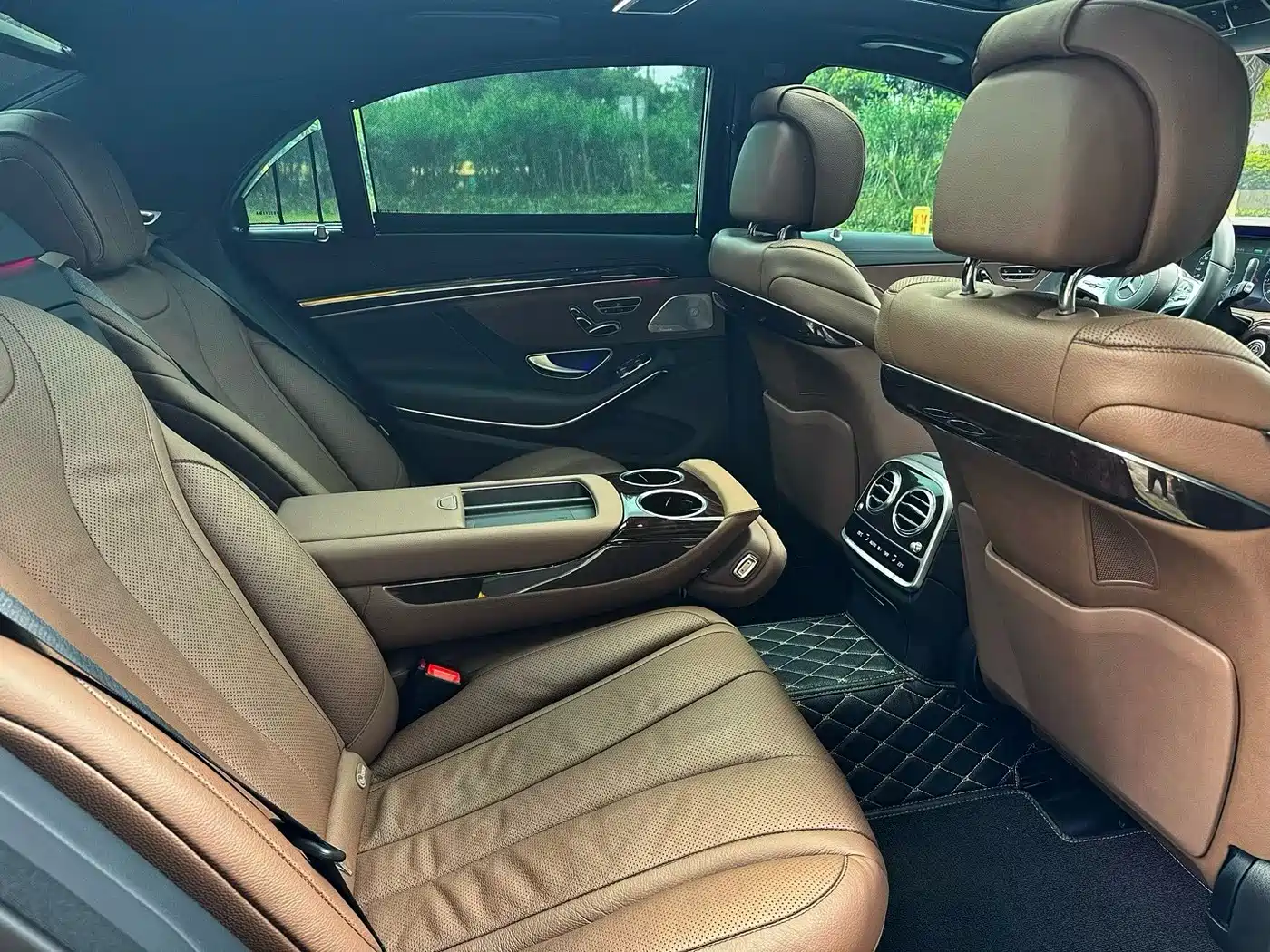 Mercedes-Benz S-Class 2020 S 450 L Collector's Version фото 24