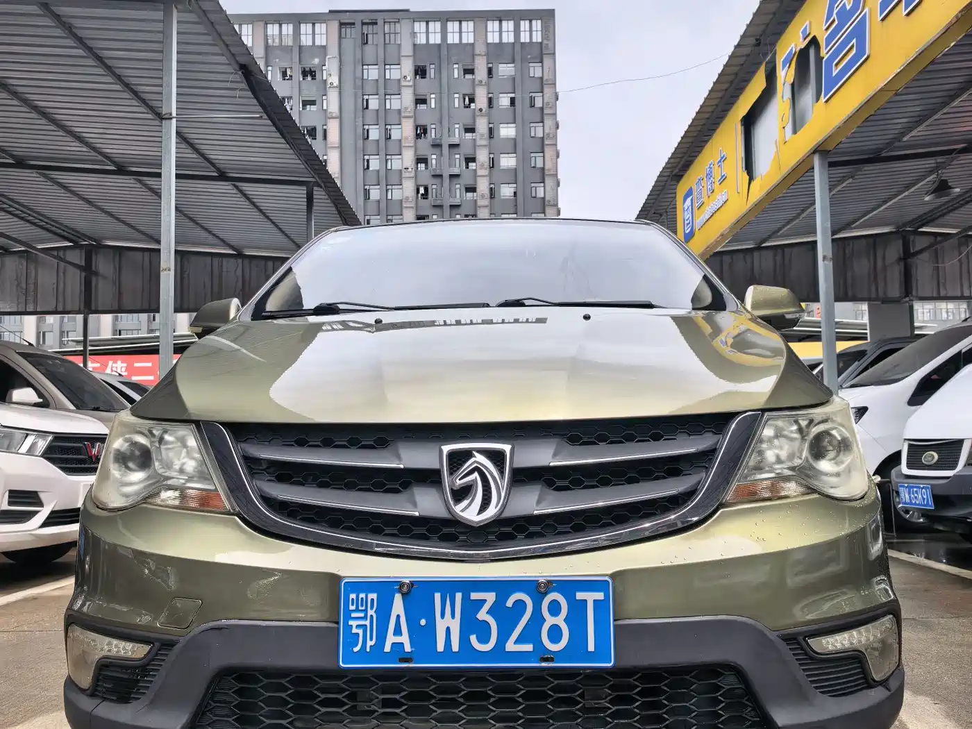 Фото 2 - Baojun 730