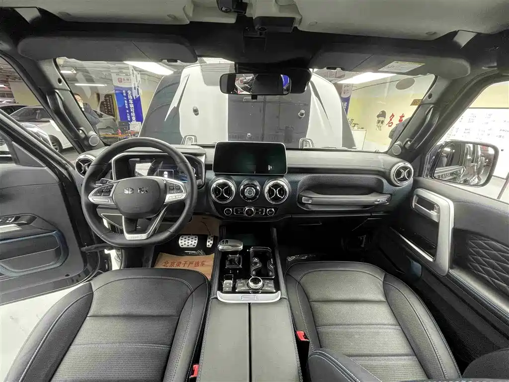 BAIC ORV Beijing Offroad BJ40 2023 2.0T Auto 4WD Urban Hunter Knight Edition фото 5