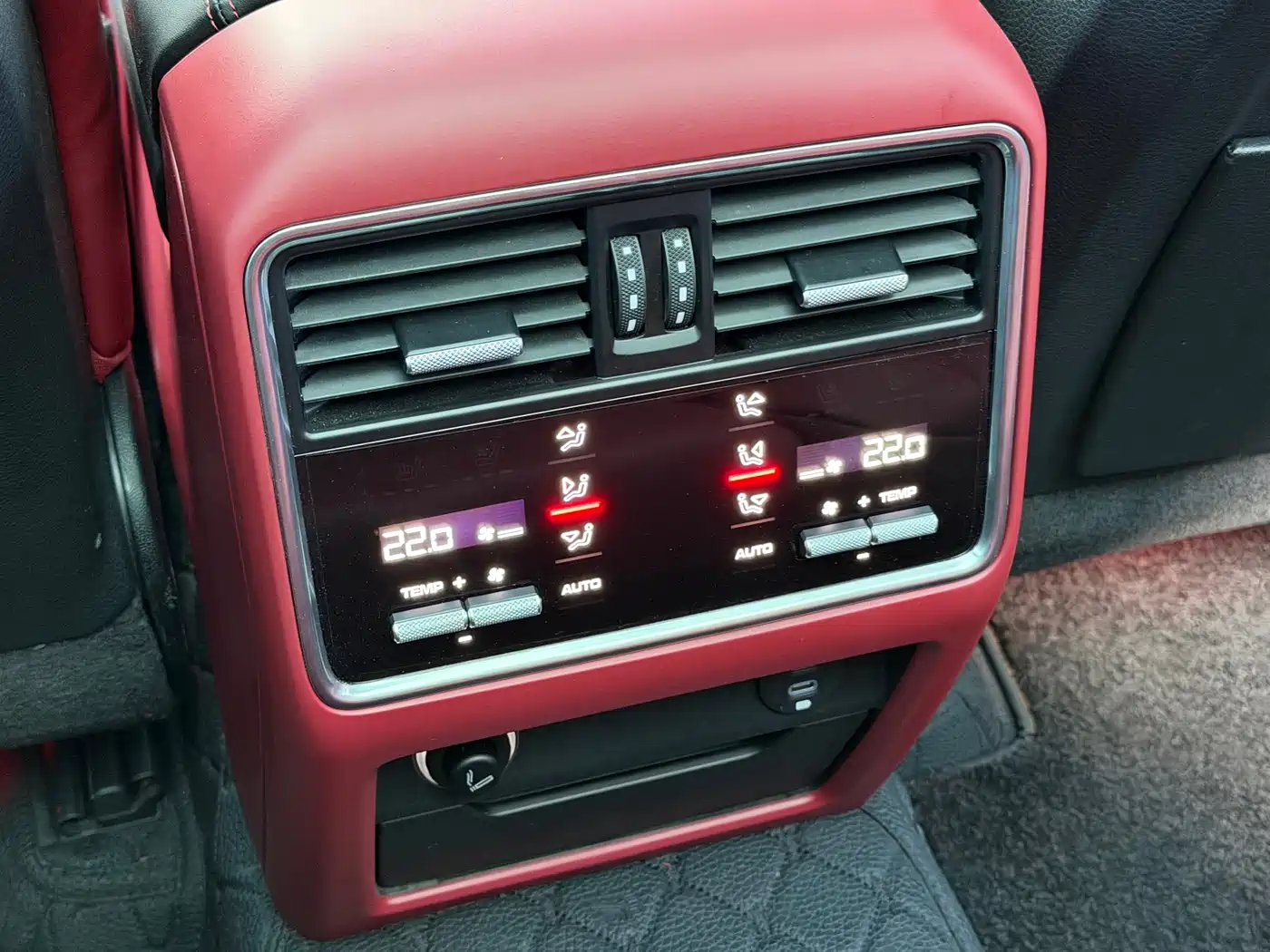Porsche Cayenne 2019 Cayenne 3.0T фото 12