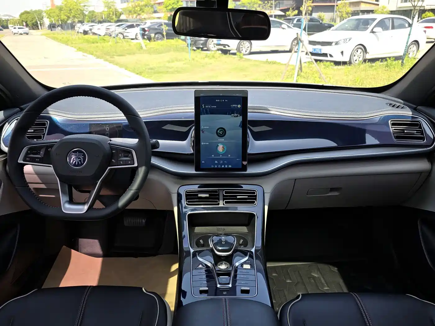 BYD Qin PLUS 2021 DM-i 55KM Flagship фото 6
